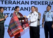 Pj Gubernur Agus Fatoni Launching Gerakan Perlindungan Tenaga Rentan Serentak se-Sumut