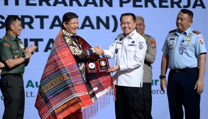 Pj Gubernur Agus Fatoni Launching Gerakan Perlindungan Tenaga Rentan Serentak se-Sumut