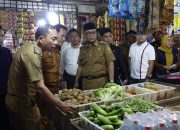 Ardito Wijaya Inspeksi Mendadak (Sidak) Ke Plaza Pasar Bandar Jaya