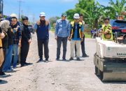 Ardito Tinjau Jalan Ruas Jalan Imam Bonjo Yukum Jaya, Demi Kelancaran Arus Mudik Lebaran