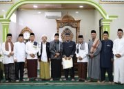 Bupati Lamteng Ardito Wijaya Laksanakan Ibadah Sholat Ied Di Masjid Syuhada, Kampung Gunung Sugih, Dan Open House Di Nuo Balak