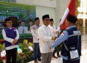 Bupati Lampung Tengah Titip Doa Saat Lepas Jamaah Haji Gelombang Ketiga
