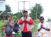 Wakil Bupati Lampung Tengah Hadiri Peletakan Batu Pertama Pembangunan Gapura Kampung Rama Dewa