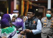 Kepulangan Jamaah Haji Kloter 45 Disambut Hangat Bupati Ardito Wijaya