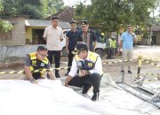 Bupati Ardito Wijaya dan Kajari Lampung Tengah Tinjau Pembangunan Jalan Rabat Beton di Kecamatan Anak Tuha