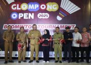 Wakil Bupati Lampung Tengah Buka Kejuaraan Open Bulutangkis Glompong 2025