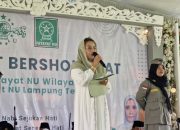 Plt Ketua TP PKK Lampung Tengah Hadiri Fatayat NU Bersholawat Wilayah Timur di Seputih Raman