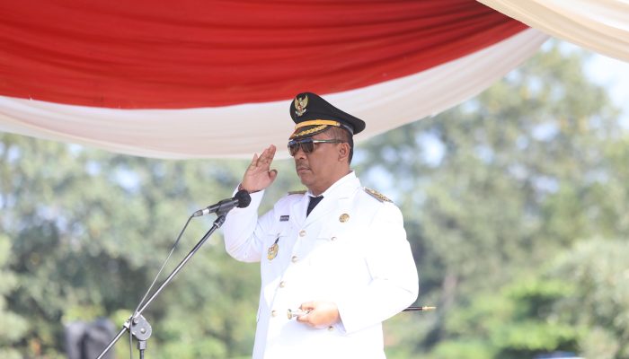 Plt Bupati I Komang Koheri, Memastikan Membayarkan Gaji Ke-13