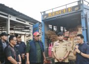 Plt. Bupati Lampung Tengah Salurkan Bantuan Logistik Kemensos untuk Perkuat Lumbung Sosial