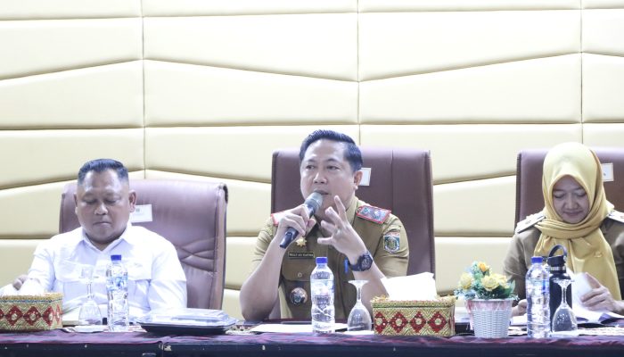 Sekda Lampung Tengah Pimpin Pembentukan Panitia Pilkakam 2026