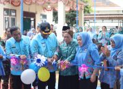 Plt Bupati Lampung Tengah Resmikan Sekolah Lansia Surya Senja Sejahtera di Sukajaya