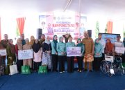 Plt Bupati Lampung Tengah Hadiri Pencanangan Kampung TAPIS dan Launching Sekolah Lansia di Seputih Raman