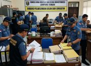 KEJARI LAMPUNG TENGAH  GELEDAH DAN SITA DOKUMEN DI KANTOR BMBK